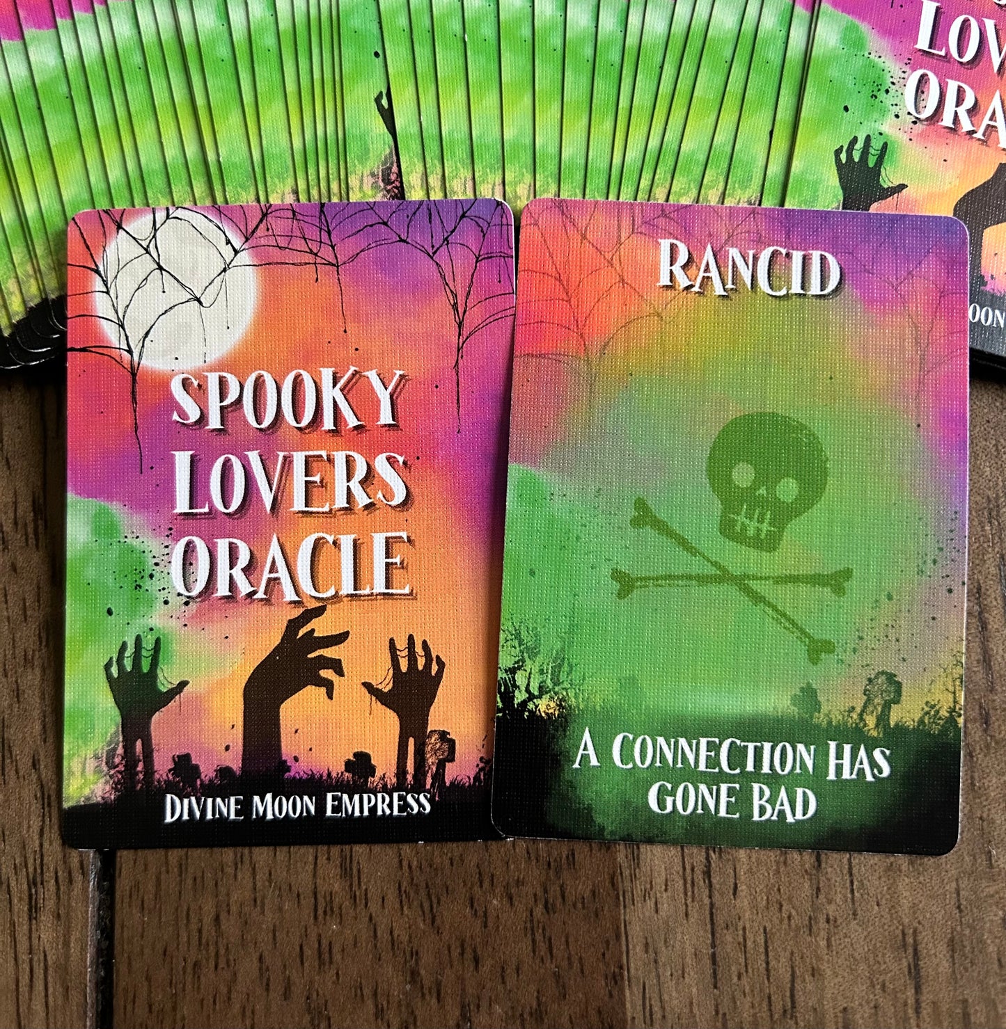 Spooky Lovers Oracle | 50 cards | Halloween Love & Relationship Deck