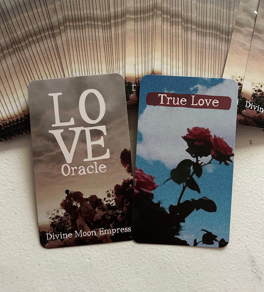 LOVE Oracle [90 cards] **PRE-ORDER**